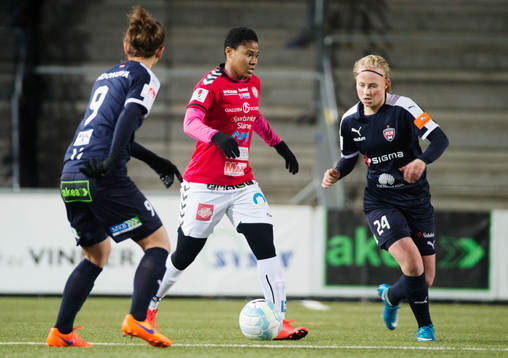 Rosengårds Natasa Aondonova och Ebba Wieder och