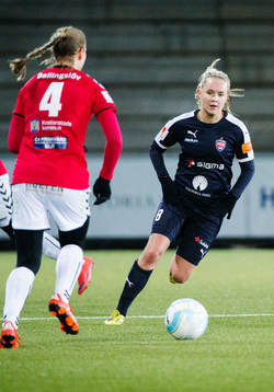 Rosengård  Lina Salmi och Kristianstads Therese Ivarsson