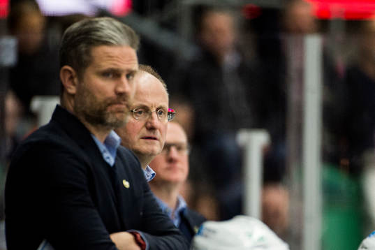 Rögles assisterande tränare Mikael Gath och tränare