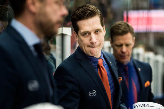Växjös tränare Sam Hallam