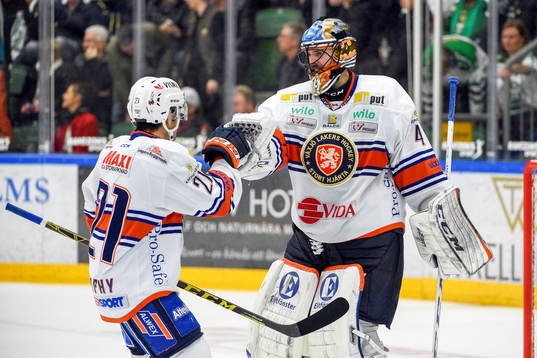 Växjös Cory Murphy och målvakt Cristopher Nihlstorp