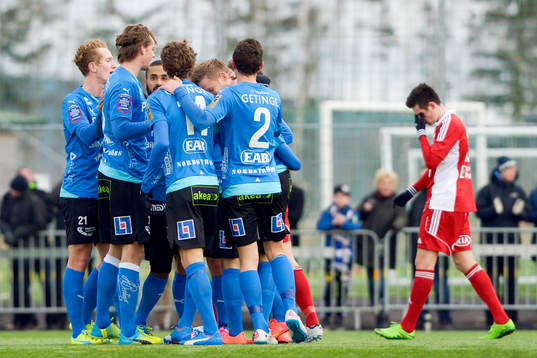 Halmstads Alexander Ruud Tveter jublar med laget