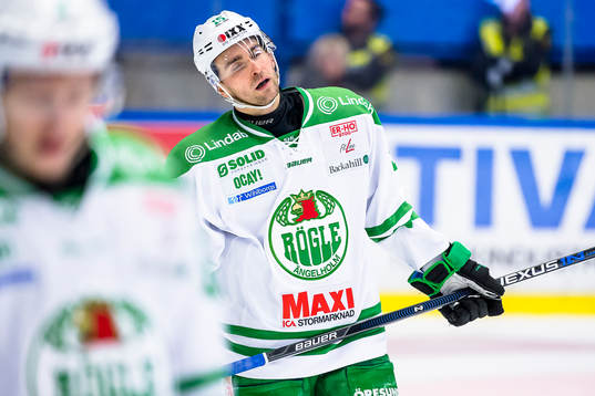 Rögles Dominik Granak hänger med huvudet