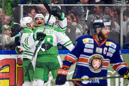 Rögles Dominik Granak jublar