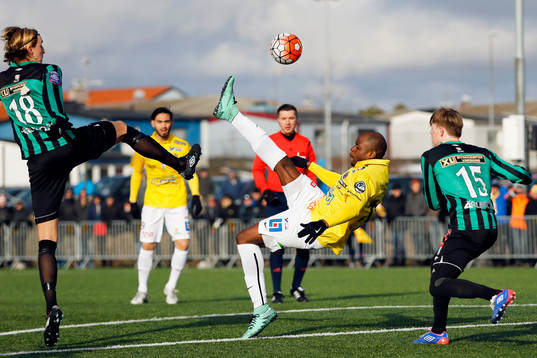 Falkenbergs Hakeem Araba försöker sig på en konstspark