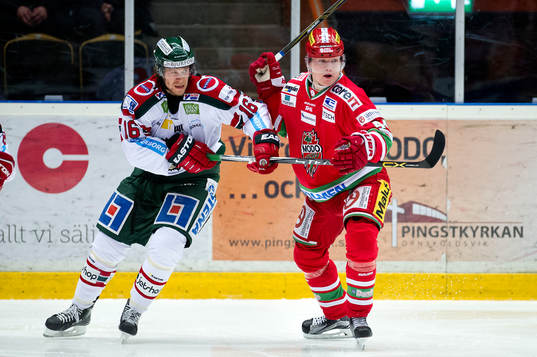 Frölundas Anton Axelsson och Modos Carl Grundström