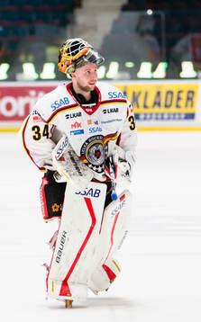 Luleås målvakt Joel Lassinantti ser glad ut
