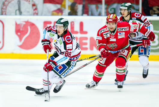 Frölundas Andreas Johnsson och Modos Per-Åge Skröder