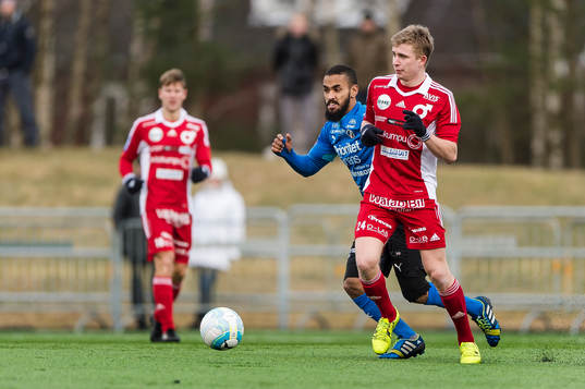 Halmstads Junes Barny och Degerfors Ludvig Fritzson
