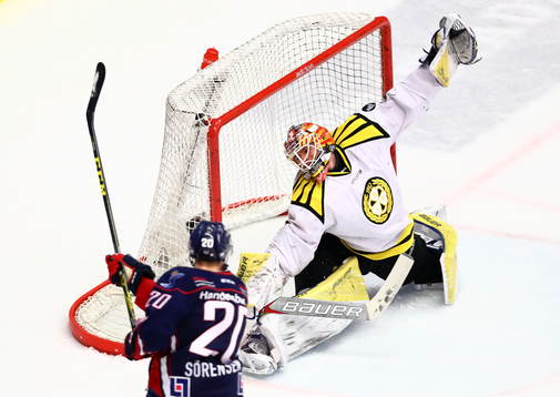 Mål 1-1 av Linköpings Gabriel Carlsson