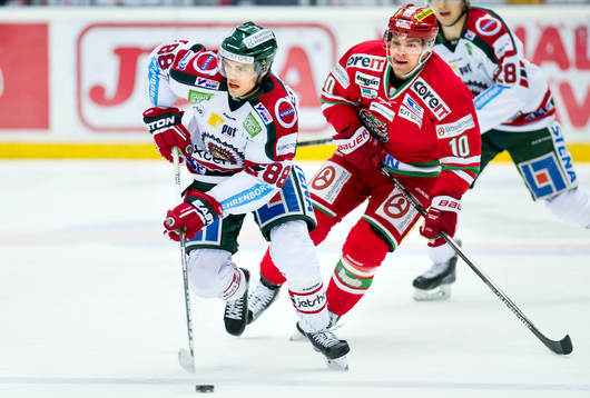 Frölundas Andreas Johnsson och Modos Per-Åge Skröder