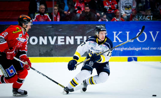 s Emil Johansson