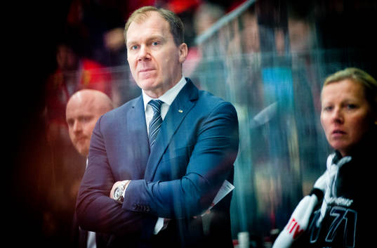 s tränare Johan Lindbom