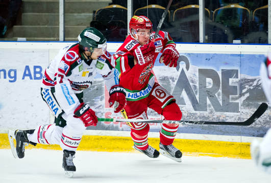 Frölundas Henrik Tömmernes och Modos Victor Olofsson