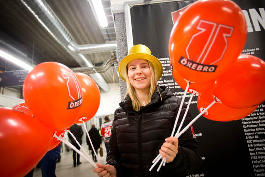 Ballonger med Örebrologotyper