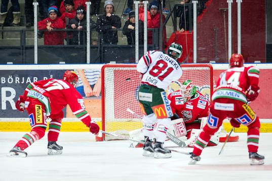 Frölundas Ryan Lasch gör 2-2 mål