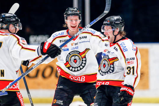 Luleås Jonathan Granström jublar