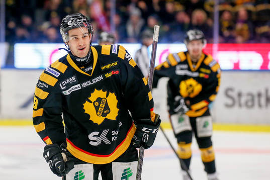 Skellefteås Andrew Calof jublar