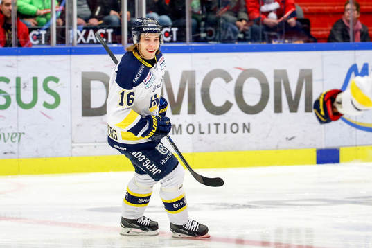 s Filip Sandberg jublar