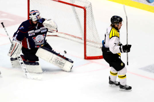 Brynäs Ponthus Westerholm gör 0-1