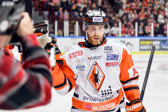 Karlskronas Mattias Guter jublar