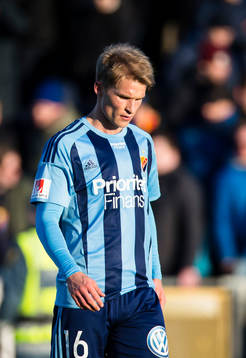 Djurgårdens Sebastian Andersson ser deppig ut