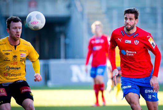 Forwards Kristoffer Näfver och Helsingborgs Darijan