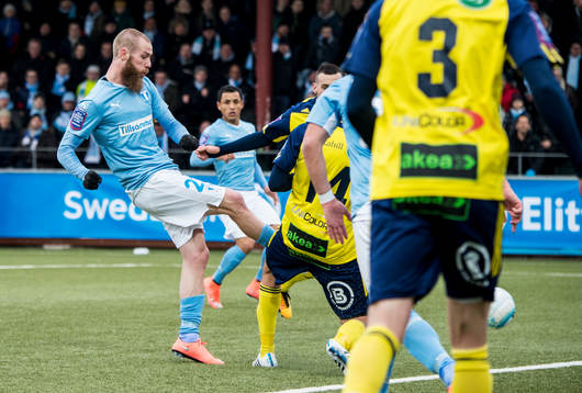 Malmö FFs Jo Inge Berget skjuter in 1-4