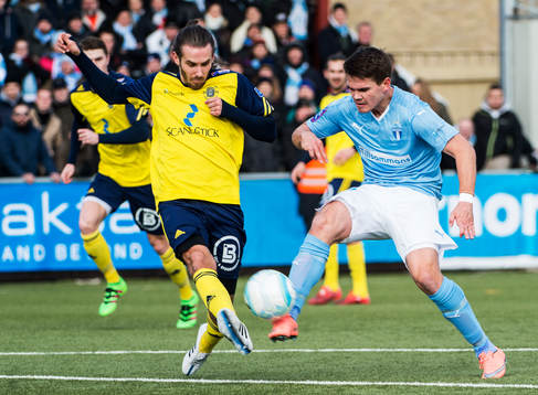 Ängelholms Johan Eiswohld mot Malmö FFs Vidar Örn