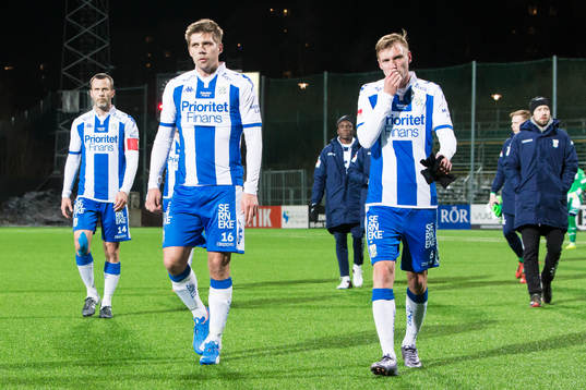 IFK Göteborgs Mikael Boman deppar bredvid Sebastian
