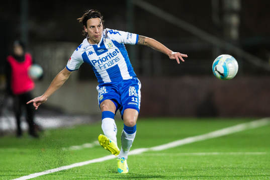 IFK Göteborgs Martin Smedberg-Dalence i aktion