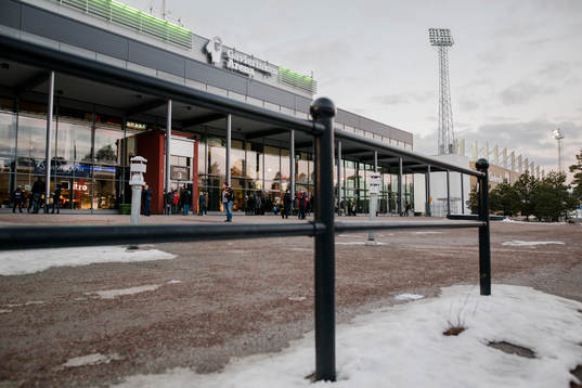 Entrén till Gavlerinken Arena före ishockeymatchen i SHL