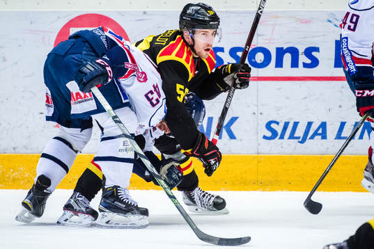 Linköpings Nichlas Hardt och Brynäs Sebastian Enterfeldt