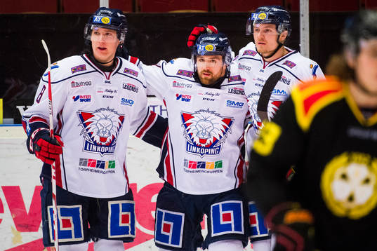 Linköpings Gustav Forsling och Nichlas Hardt jublar