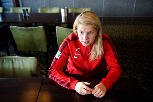 Norges Ada Hegerberg blir intervjuad