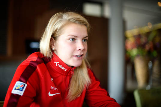 Norges Ada Hegerberg blir intervjuad