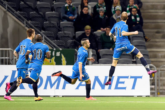 Ljungskiles Jakob Olsson jublar