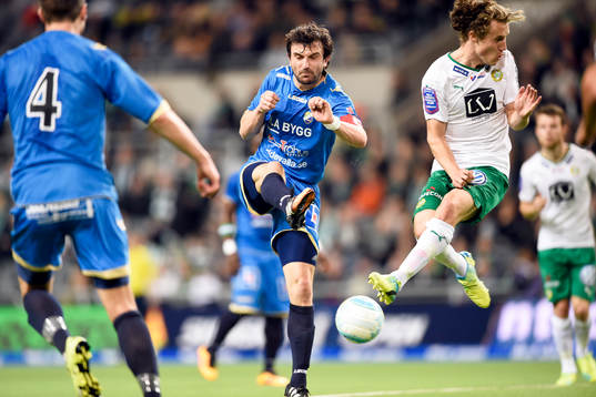 Ljungskiles Aleksandar Kitic och Hammarbys Fredrik