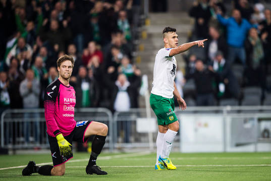 Hammarbys Alexssander Medeiros de Azeredo gör 3-2 och