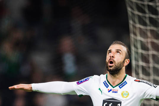 Hammarbys Kennedy Bakircioglu gör 2-2 på straff och jublar