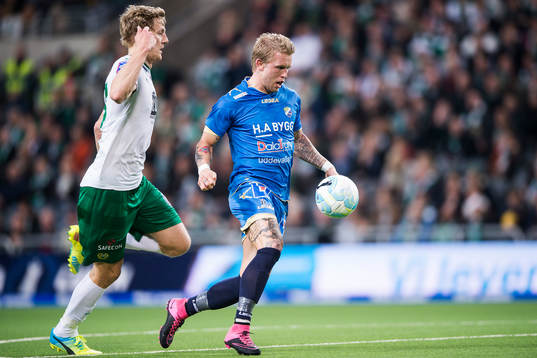 Hammarbys Lars Saetra och Ljungskiles Tim Nilsen