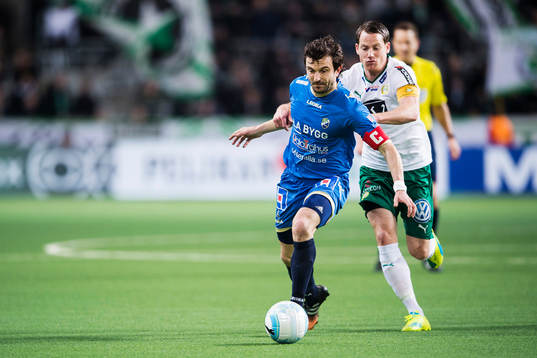 Hammarbys Johan Persson och Ljungskiles Niclas Holgersson