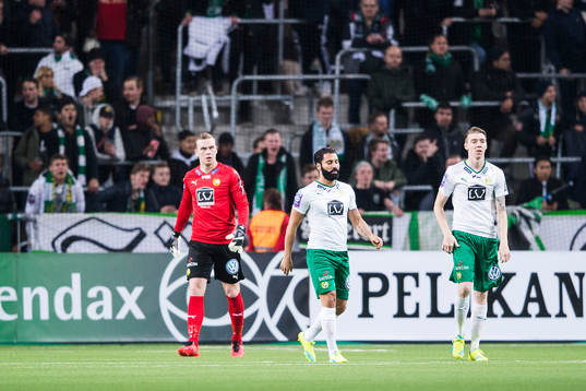 Hammarbys målvakt Ögmundur Kristinsson, Stefan Batan och