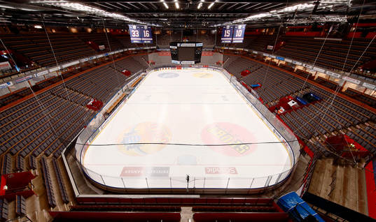 SAAB Arena före ishockeymatchen i SHL mellan Linköping