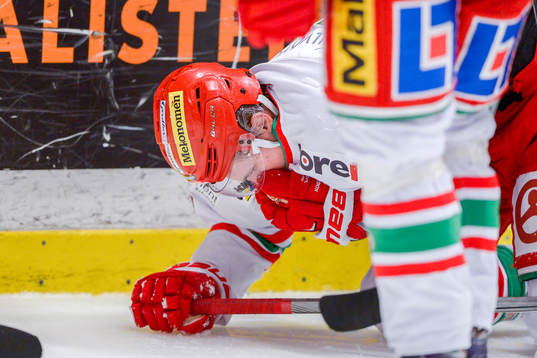 Modos Emil Pettersson har ont