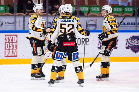 Skellefteås Pär Lindholm gör 1-0