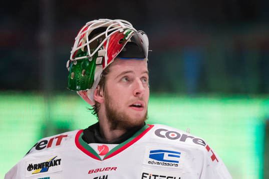 Modos målvakt Adam Reideborn