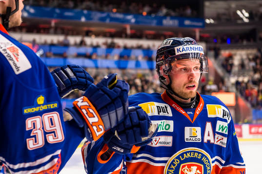 Växjös Alexander Johansson jublar
