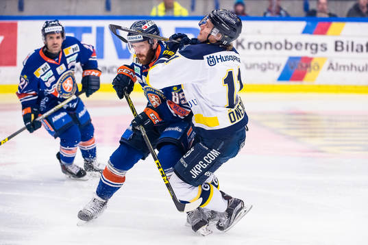 s Simon Önerud