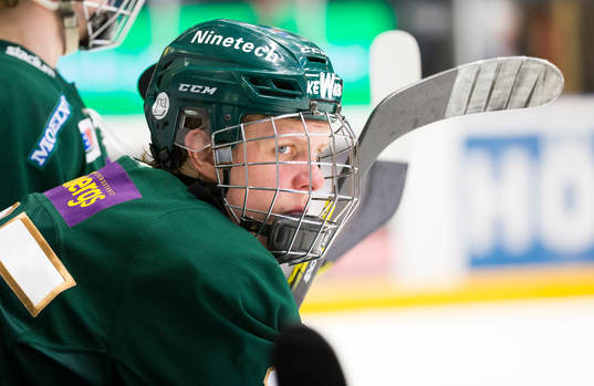 Färjestads 16-årige Fabian Zetterlund debuterar i SHL